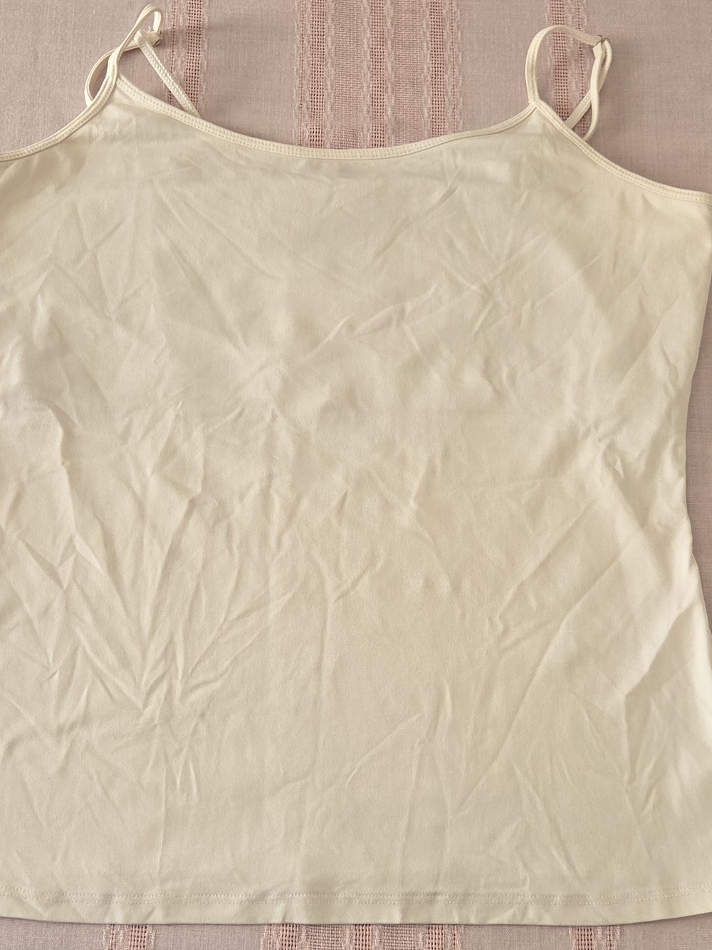 White House Black Market Cream Spaghetti Strap Camisole With Built In Bra Size L